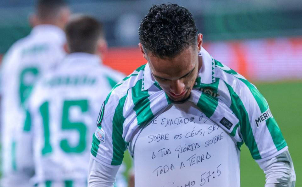 洛杉矶快船训练开放日；今夜手感冰凉引欢呼；西甲在即；年轻球员得到机会的简单介绍