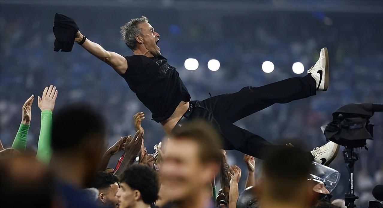 亚冠倒计时，巴黎圣日耳曼今夜刷新队史纪录，细节引发关注，信心回归，球队文化再被提及的简单介绍