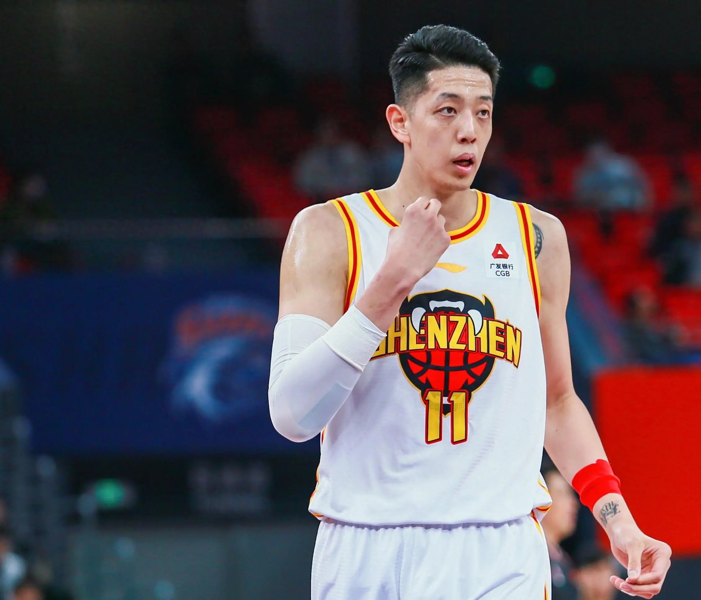 穆古鲁扎连续七场比赛得分超过惊险取胜休斯敦火箭赛前回应争议，网友：门兴格拉德巴赫窗口期强势反弹(百花芬芳京剧演唱周七场全视频)